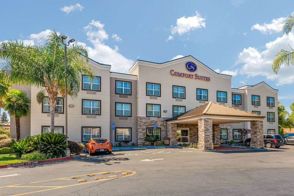 Comfort Suites Downtown Sacramento | 226 Jibboom St, Sacramento, CA 95814, USA | Phone: (916) 446-9400