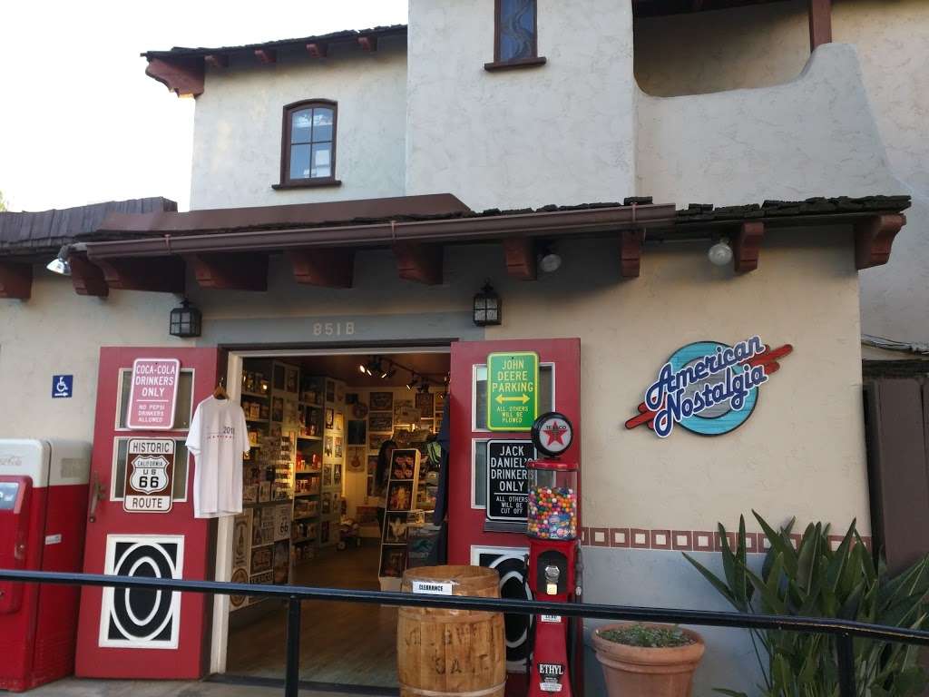 American Nostalgia | 851 W Harbor Dr, San Diego, CA 92101, USA | Phone: (619) 231-2585