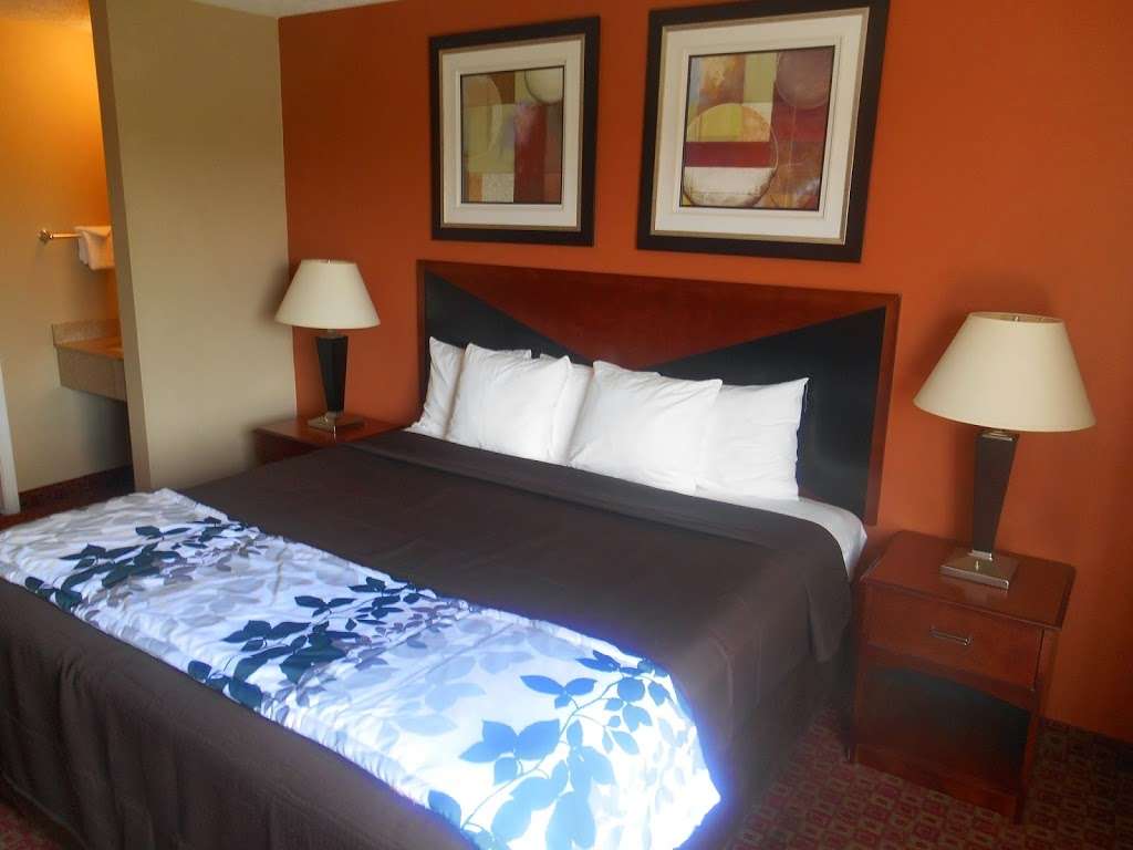 GuestHouse Inn Indianapolis Airport | 5845 Rockville Rd, Indianapolis, IN 46224, USA | Phone: (317) 247-4100