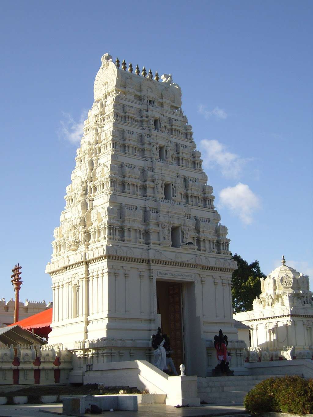 Malibu Hindu Temple . | 1600 Las Virgenes Canyon Rd, Calabasas, CA 91302 | Phone: (818) 880-5552