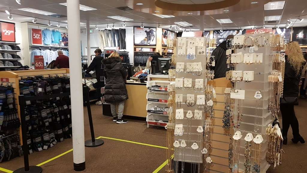 vans at arrowhead mall