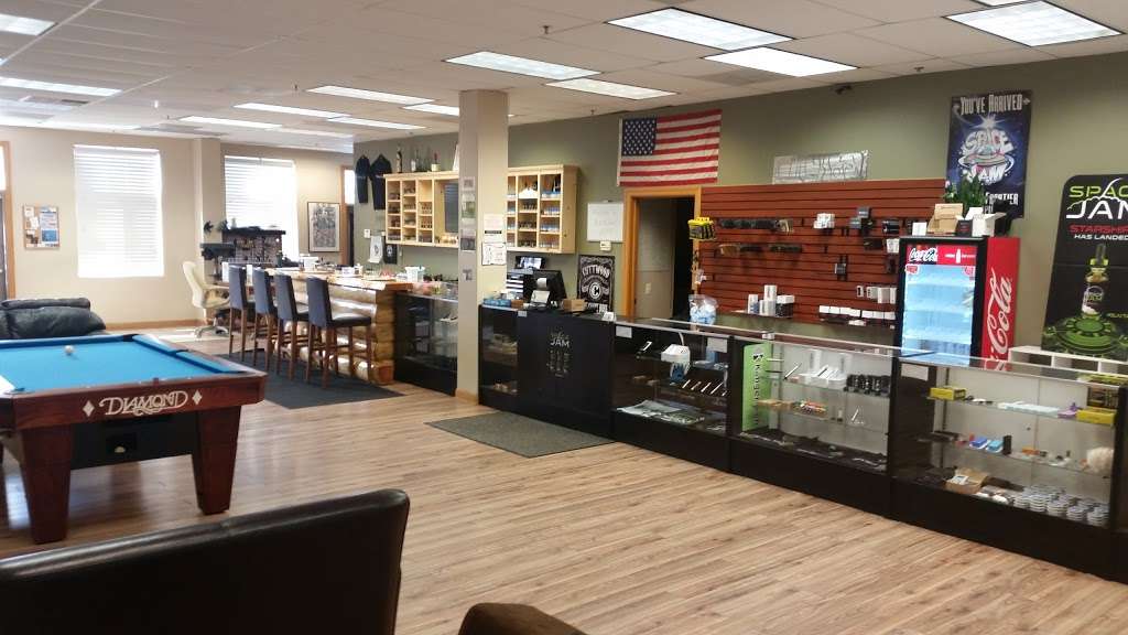 Black Forest Vapor | 1367 Wind Energy Pass, Batavia, IL 60510 | Phone: (630) 326-9311