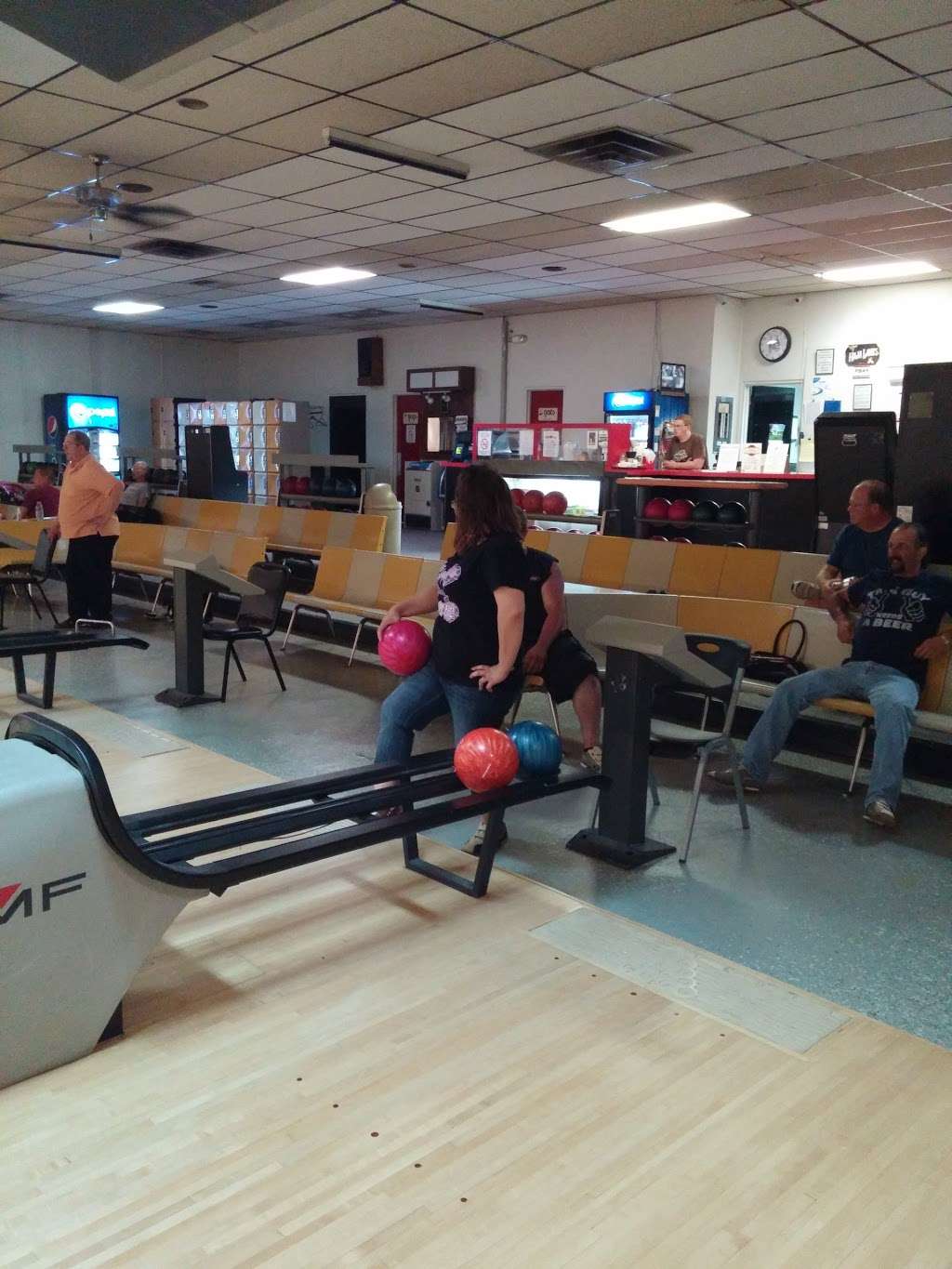 Haja Lanes | 614 Delaware Ave, Palmerton, PA 18071 | Phone: (610) 826-2450