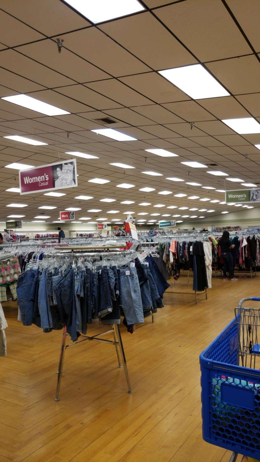 Goodwill Thrift Store & Donation Center | 3106 N Shiloh Rd, Garland, TX 75044, USA | Phone: (972) 530-4542