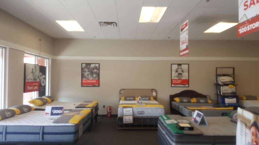 Mattress Firm | 3131 E Main St, Mohegan Lake, NY 10547, USA | Phone: (914) 526-1926