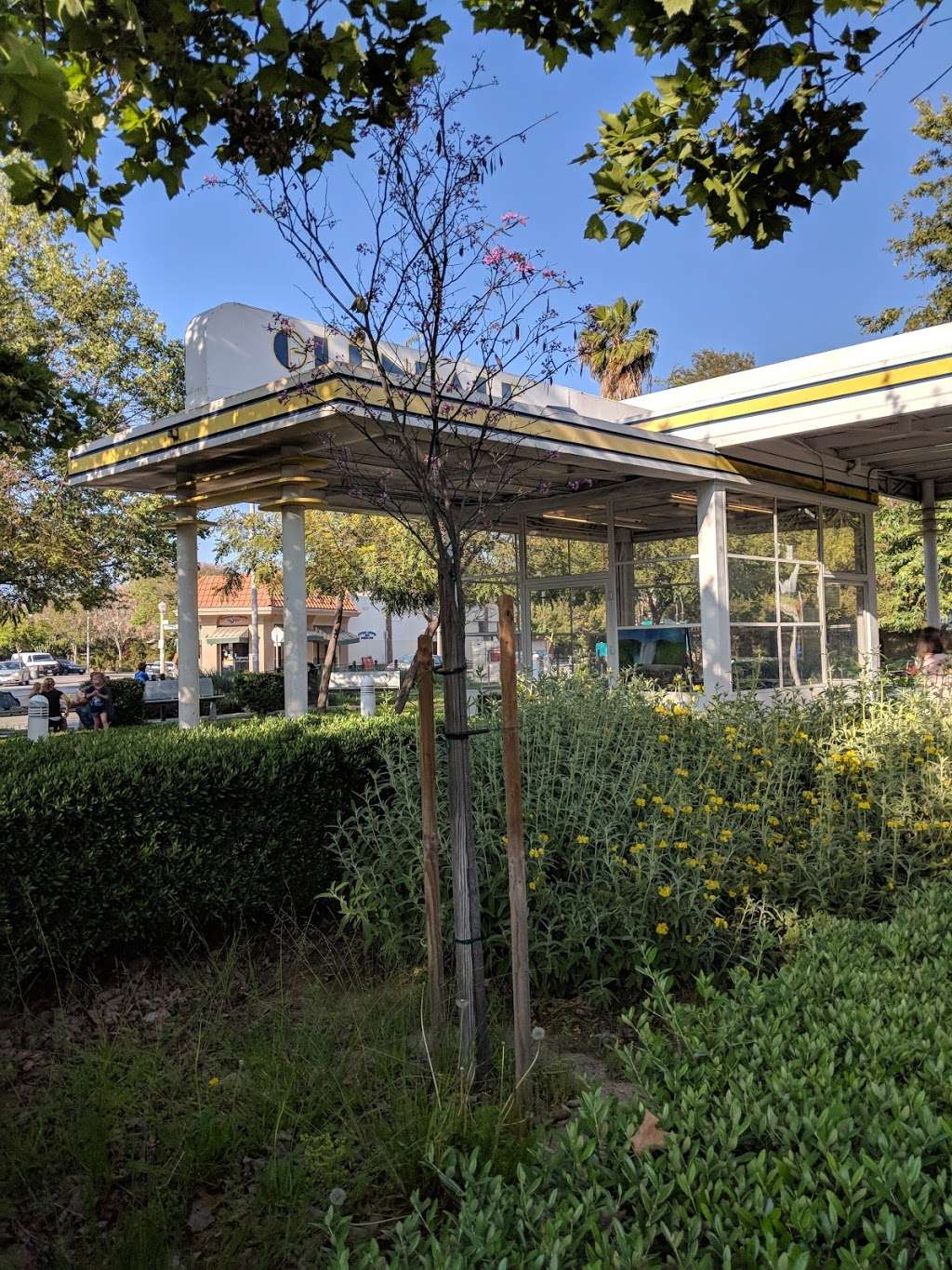 Adams Square Mini Park | 1020 E Palmer Ave, Glendale, CA 91204, USA | Phone: (818) 548-2864