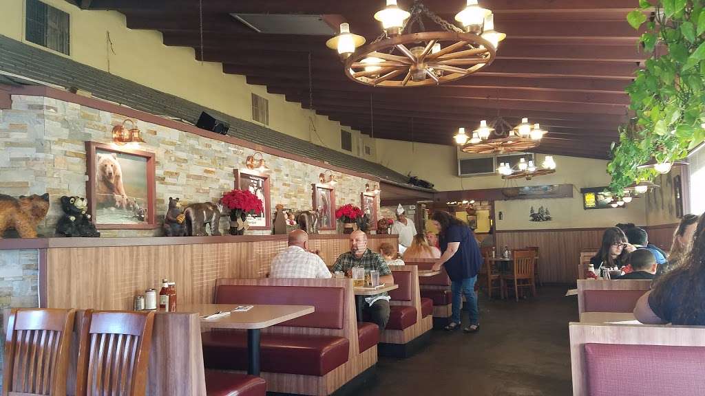 The Bear Pit Bar-B-Q Restaurant | 10825 Sepulveda Blvd, Mission Hills, CA 91345, USA | Phone: (818) 365-2500