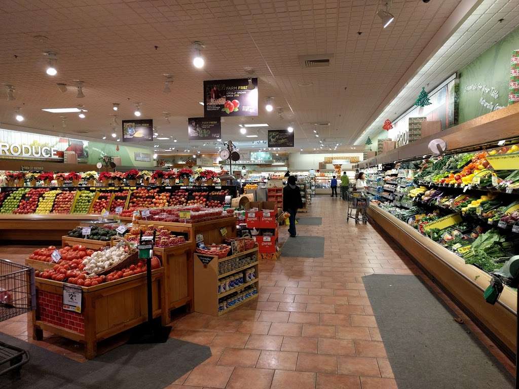 Big Y | 83 Stony Hill Rd, Bethel, CT 06801, USA | Phone: (203) 791-8589