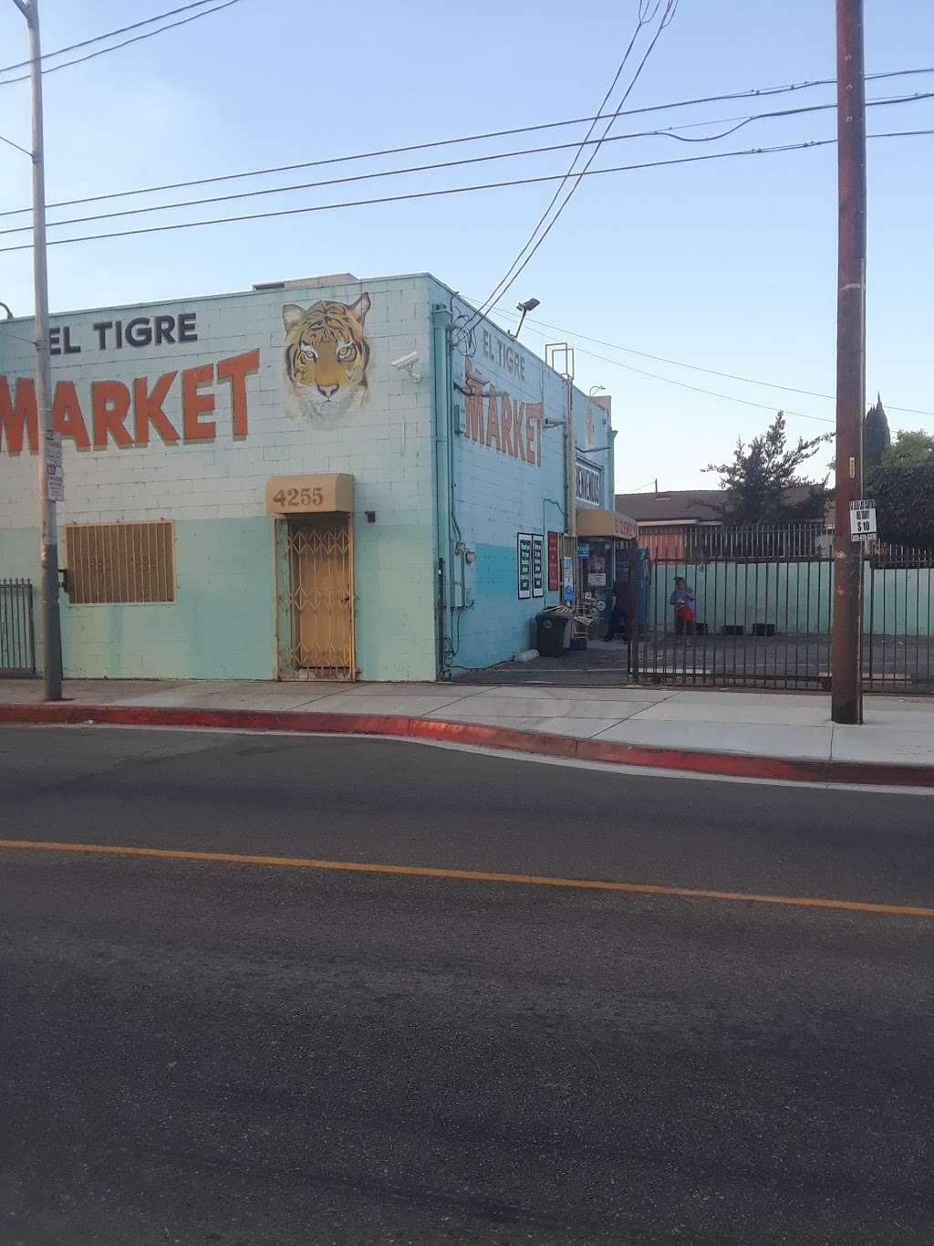 El Tigre Market | 4255 Union Pacific Ave, Los Angeles, CA 90023