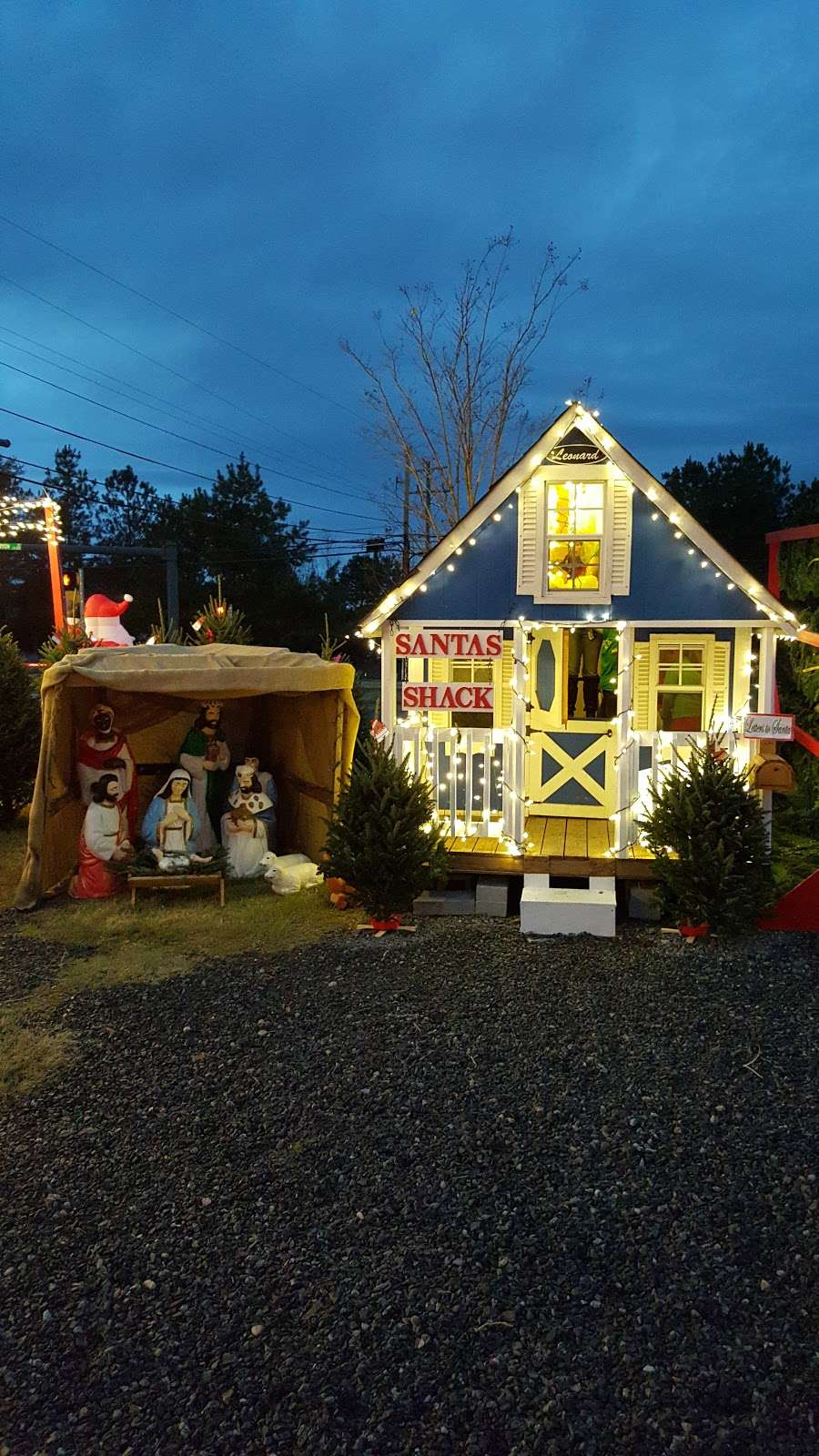 Snowflake Village | 12201 S Tryon St, Charlotte, NC 28273, USA | Phone: (704) 676-6289