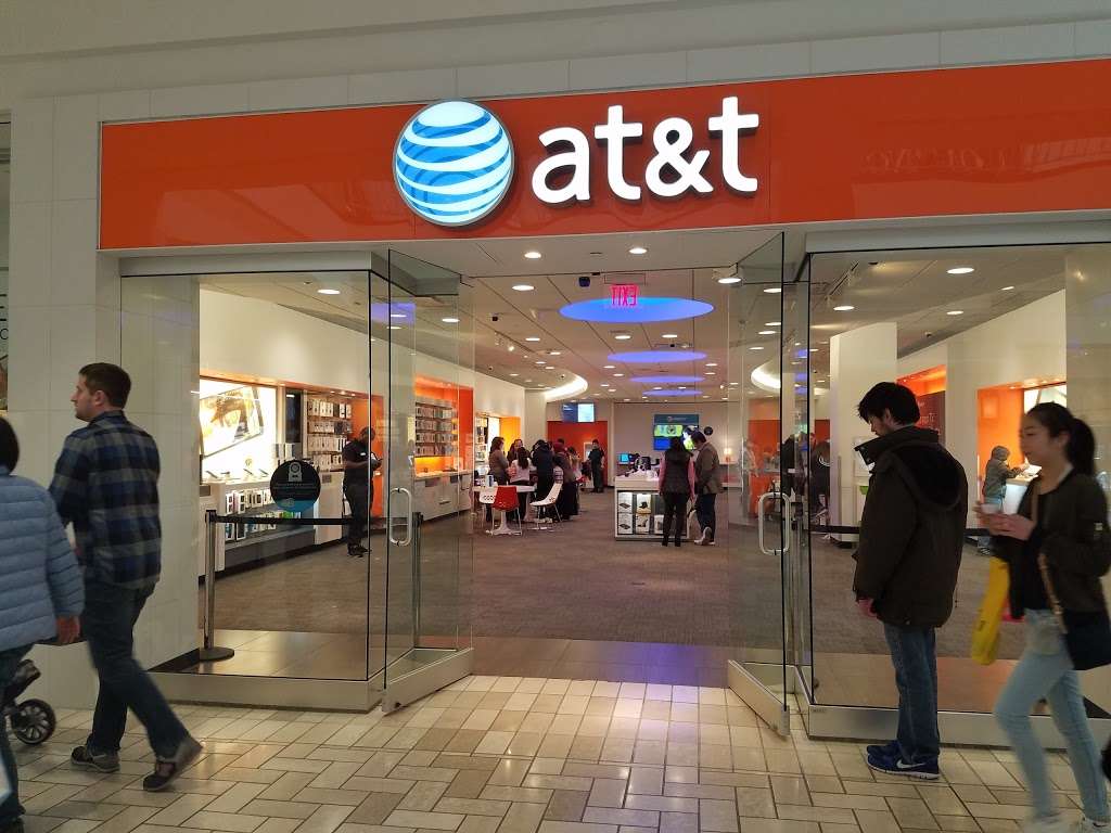 AT&T Store | 8005-L Tysons Corner Center, McLean, VA 22102 | Phone: (703) 834-2530