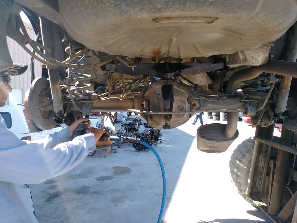 Dis & Dat Auto Wrecking & U-Pull Auto Parts | 2635 Bledsoe Ln, Las Vegas, NV 89156 | Phone: (702) 644-8435