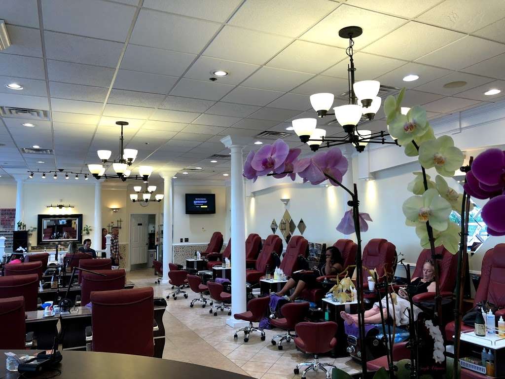 Nail Care & Spa | 2744 Lighthouse Point E, Baltimore, MD 21224, USA | Phone: (410) 276-1104