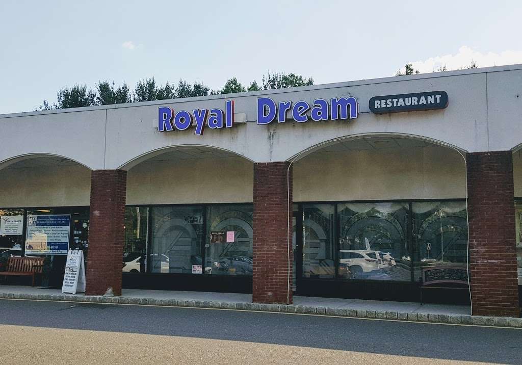 Royal Dream Restaurant | 455 U.S. 9, Englishtown, NJ 07726, USA | Phone: (732) 617-0070