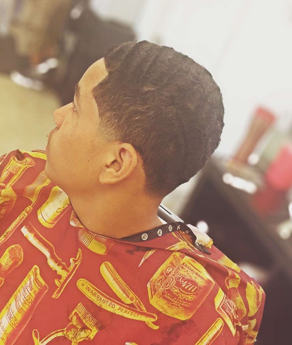 Fly The Barbers Mobile Cutz | 966 Saxon Blvd, Deltona, FL 32725, USA | Phone: (407) 426-4536