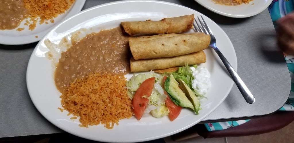 Taqueria Lancaster | 1221 Masonic Dr, Lancaster, TX 75146 | Phone: (972) 227-9943