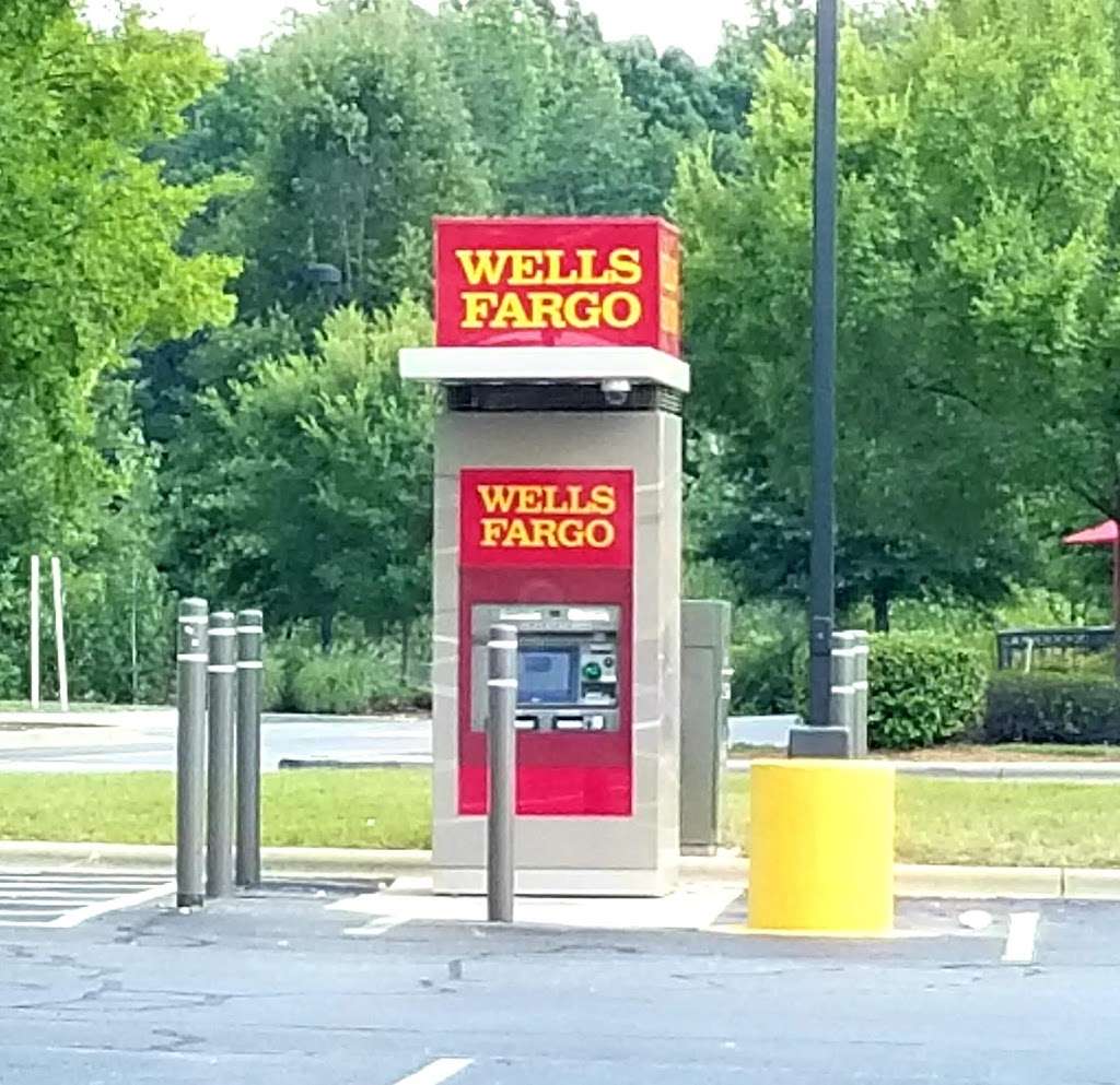Wells Fargo ATM | 8429 Davis Lake Pkwy, Charlotte, NC 28269, USA | Phone: (800) 869-3557