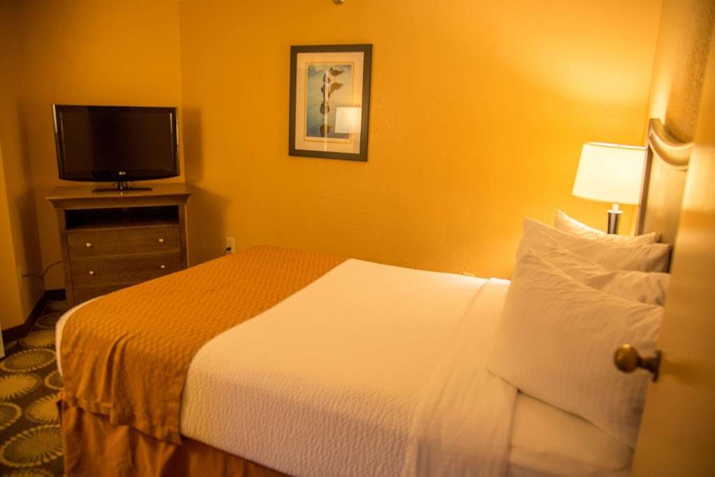 Best Western New Smyrna Beach Hotel & Suites | 1401 S Atlantic Ave, New Smyrna Beach, FL 32169 | Phone: (386) 426-0020