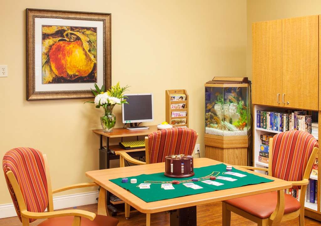 Edgehill Nursing and Rehabilitation Center | 146 Edge Hill Rd, Glenside, PA 19038, USA | Phone: (215) 886-1043