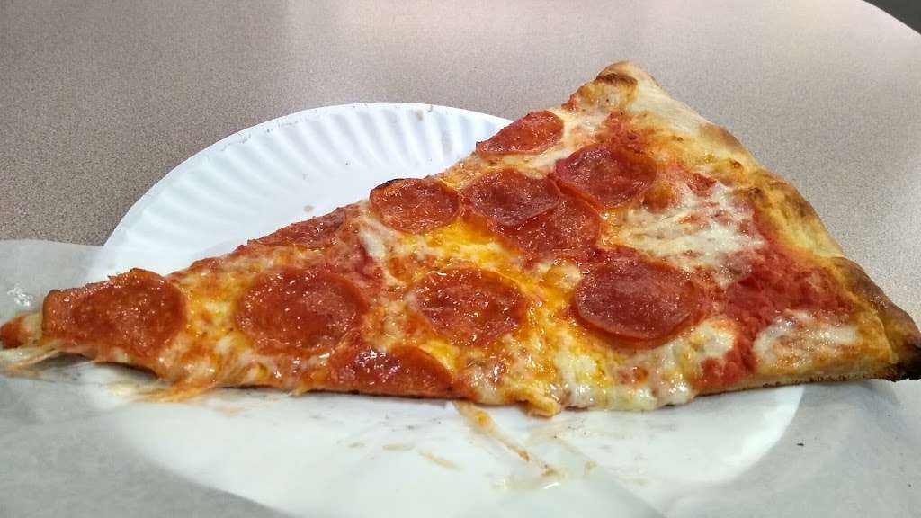 Famous Peppino’s Pizza | 600 Tuckahoe Rd, Yonkers, NY 10710, USA | Phone: (914) 346-8483