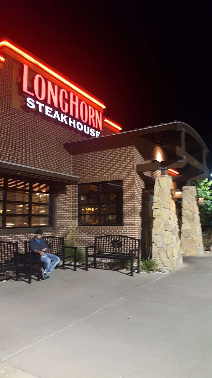 LongHorn Steakhouse | 1650 Olmstead Dr, Portage, IN 46368, USA | Phone: (219) 762-5911