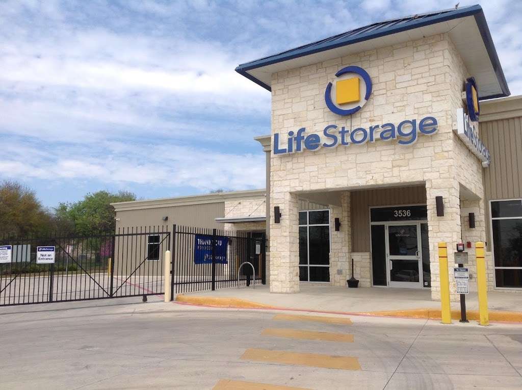 Life Storage | 3536 Hunt Ln, San Antonio, TX 78227, USA | Phone: (210) 674-1990