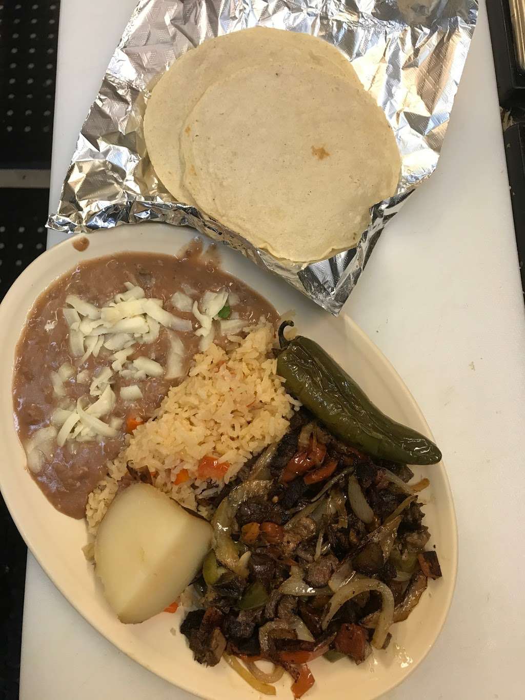 Taqueria Doña Elva | 3022 E Illinois Ave, Dallas, TX 75216, USA | Phone: (214) 554-5757