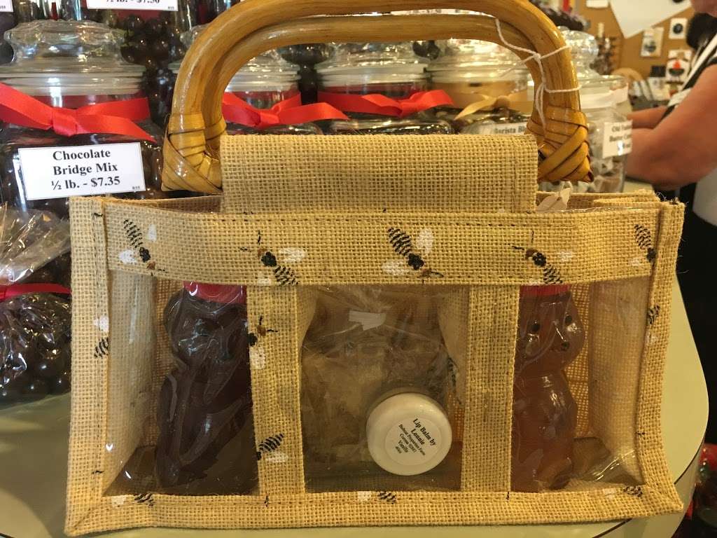 Graber Olive House | 315 E 4th St, Ontario, CA 91764, USA | Phone: (800) 996-5483