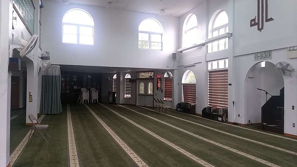 Masjid Hamza | 202 Stuart Ave, Valley Stream, NY 11580, USA | Phone: (516) 285-8585