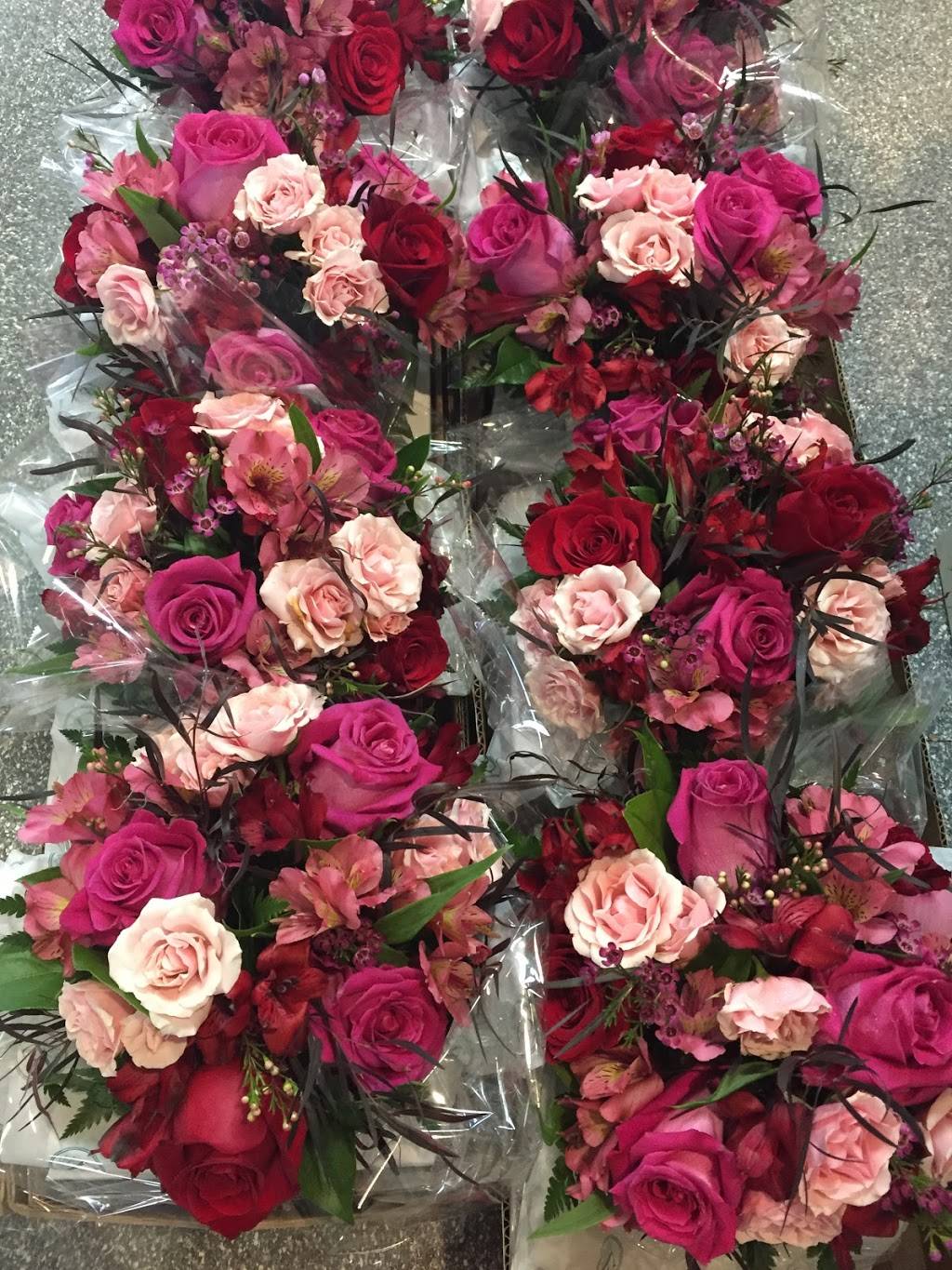 Forestwood Fine Flowers | 11818 Inwood Rd, Dallas, TX 75244, USA | Phone: (972) 233-4762