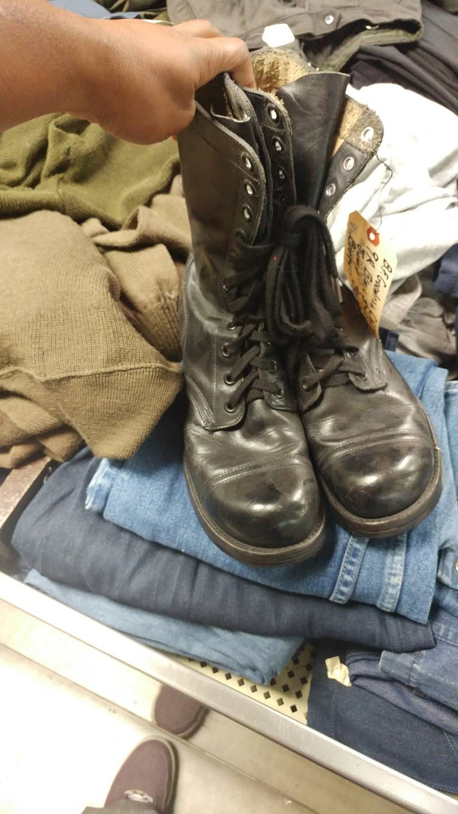 GI Rose Military Surplus Etc Inc | 6310 E Harry St, Wichita, KS 67218, USA | Phone: (316) 684-5777