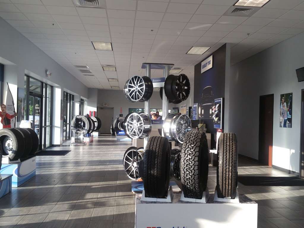 Beasley Tire Service - San Antonio | 1015 S East Loop 410, San Antonio, TX 78220, USA | Phone: (210) 667-2365