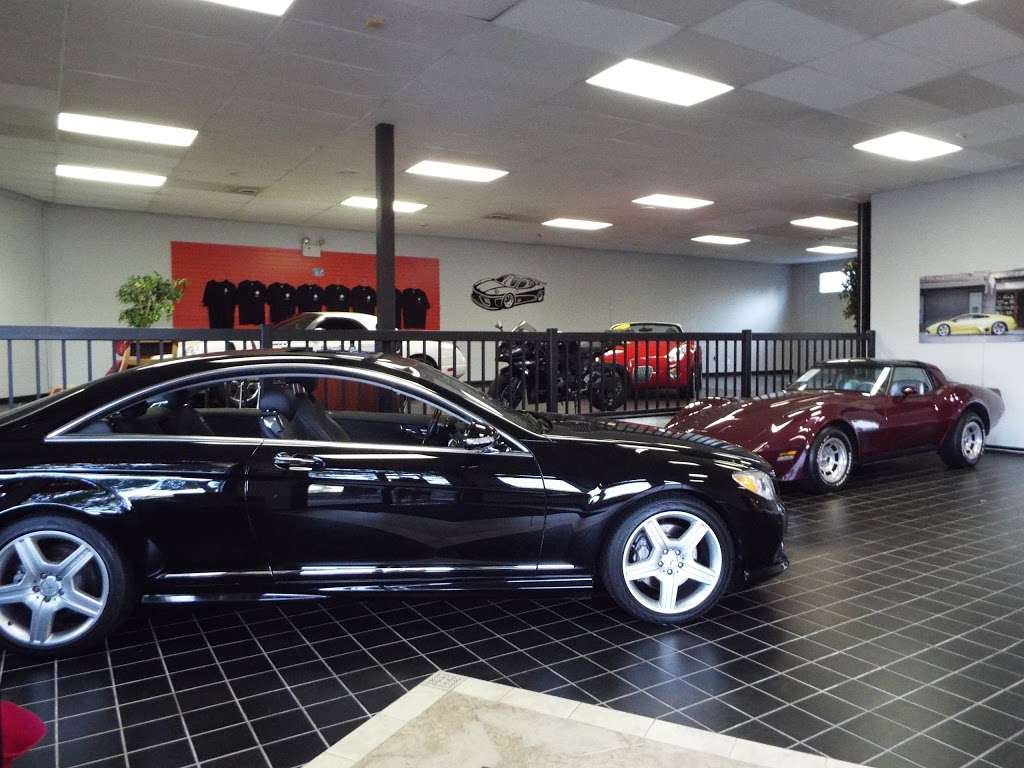 St Charles Motor Cars | 2901 W Main St, St. Charles, IL 60175, USA | Phone: (630) 377-9900