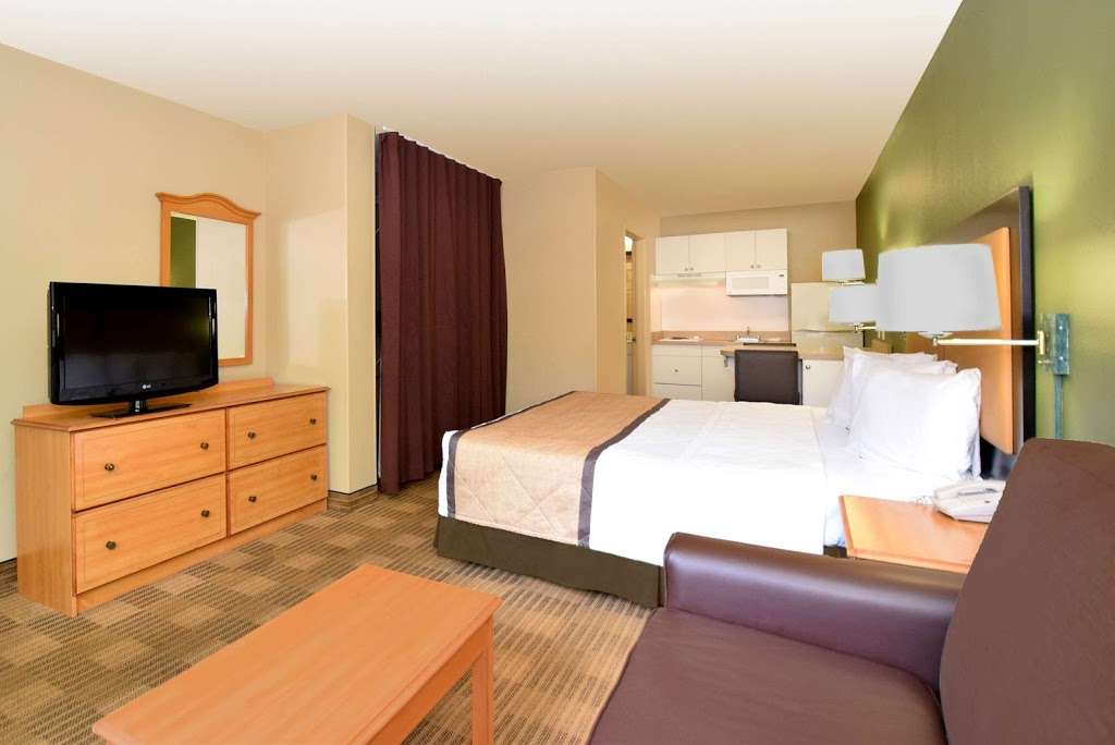 Extended Stay America Los Angeles - LAX Airport - El Segundo | 1910 E Mariposa Ave, El Segundo, CA 90245 | Phone: (310) 607-4000