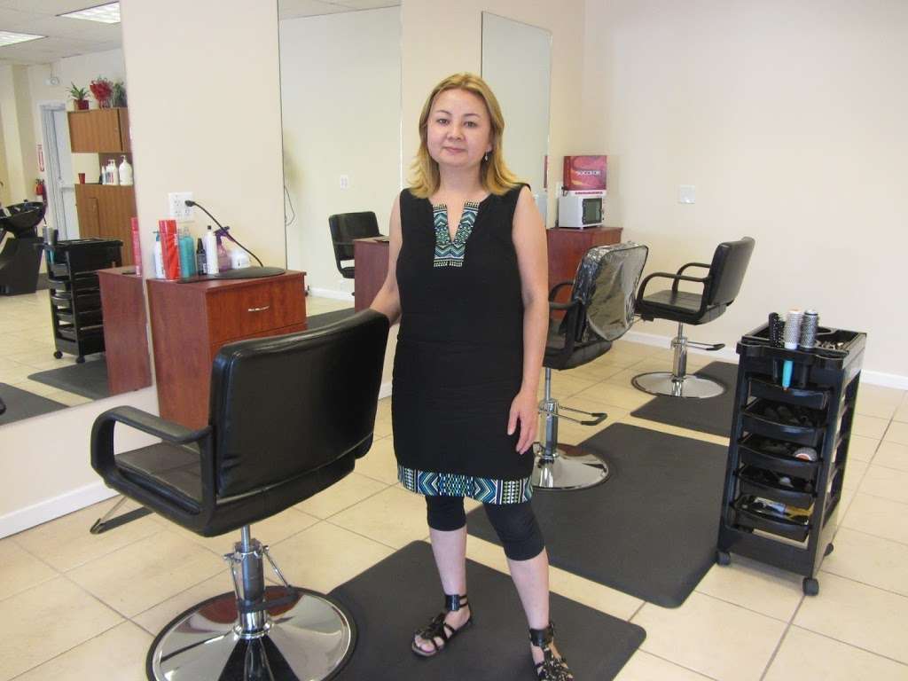 Cut and Curl Hair Salon | 334 Main St, Matawan, NJ 07747, USA | Phone: (732) 242-9646