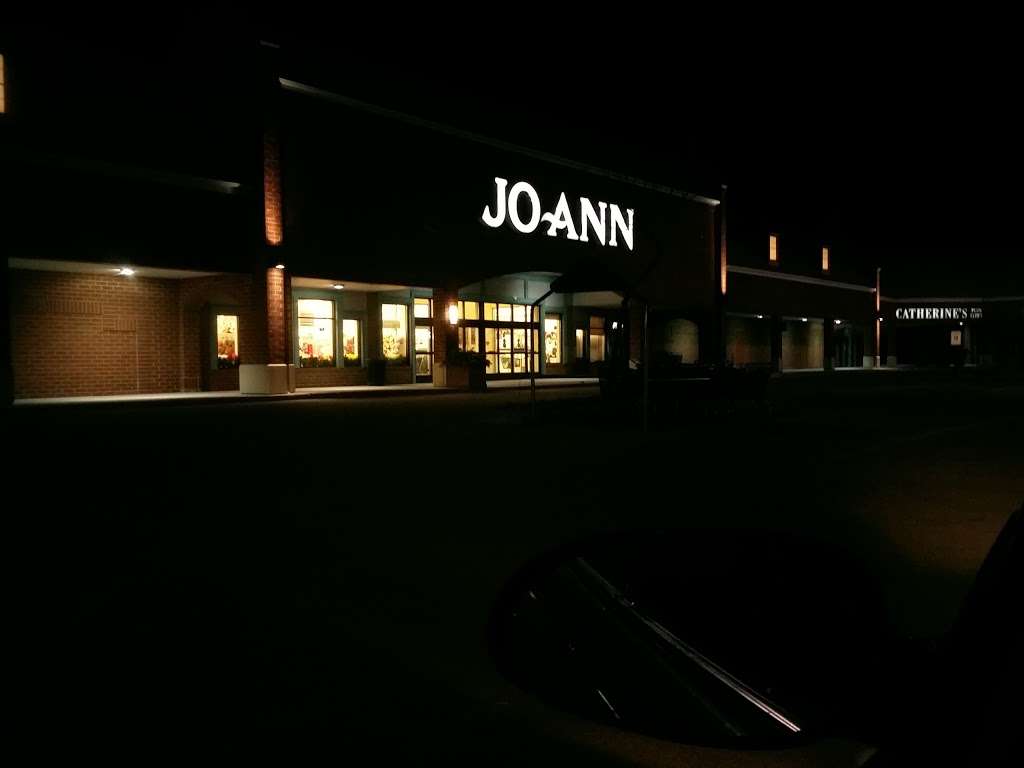 JOANN Fabrics and Crafts | 16800 W Bluemound Rd, Brookfield, WI 53005, USA | Phone: (262) 786-6430