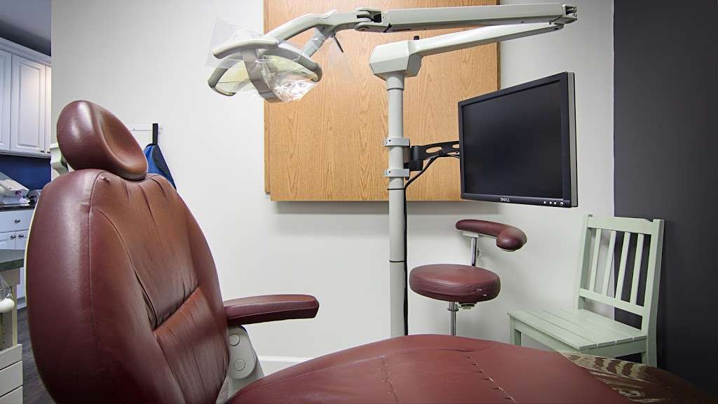 Kenilworth Dental Associates | 432 Green Bay Rd, Kenilworth, IL 60043, USA | Phone: (847) 256-7700