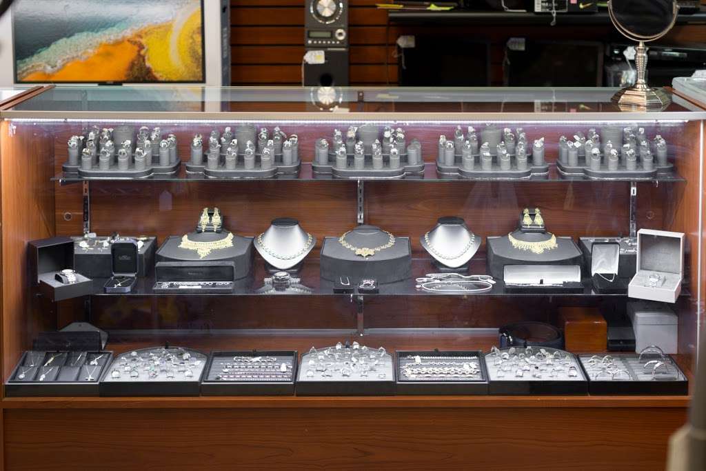 Pomona Pawn Shop | 1841 Indian Hill Blvd, Pomona, CA 91767 | Phone: (909) 267-9203