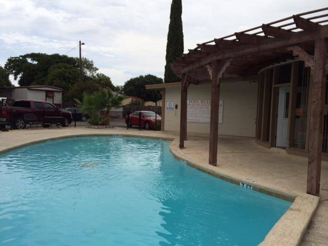 Country Aire Mobile Home Park | 8220 TX-71, Austin, TX 78735, USA | Phone: (512) 288-9311