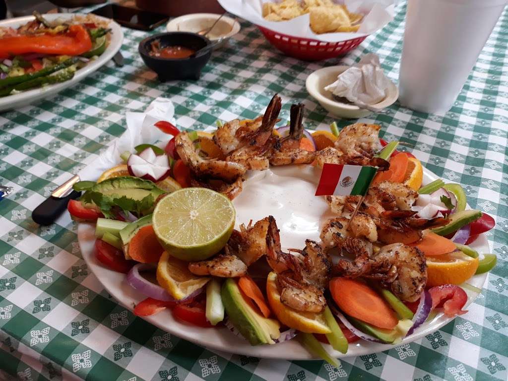 Vickys Restaurant | 3201 E Jefferson St, Grand Prairie, TX 75051, USA | Phone: (972) 237-0244