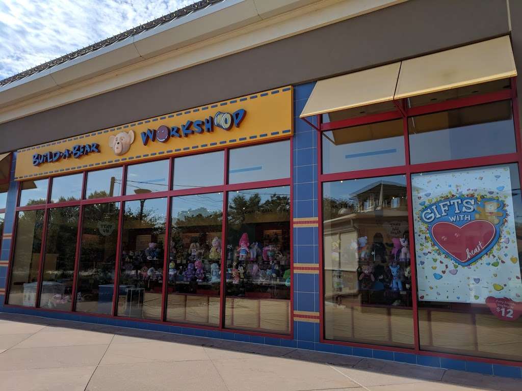 Build-A-Bear | 5957 Sky Pond Dr Unit E415, Loveland, CO 80538, USA | Phone: (970) 541-6220