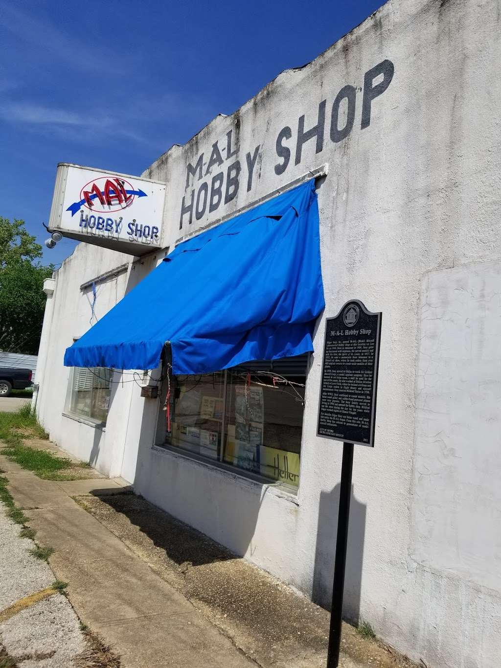 Mal Hobby Shop | 108 Lee St, Irving, TX 75060, USA | Phone: (972) 438-9233