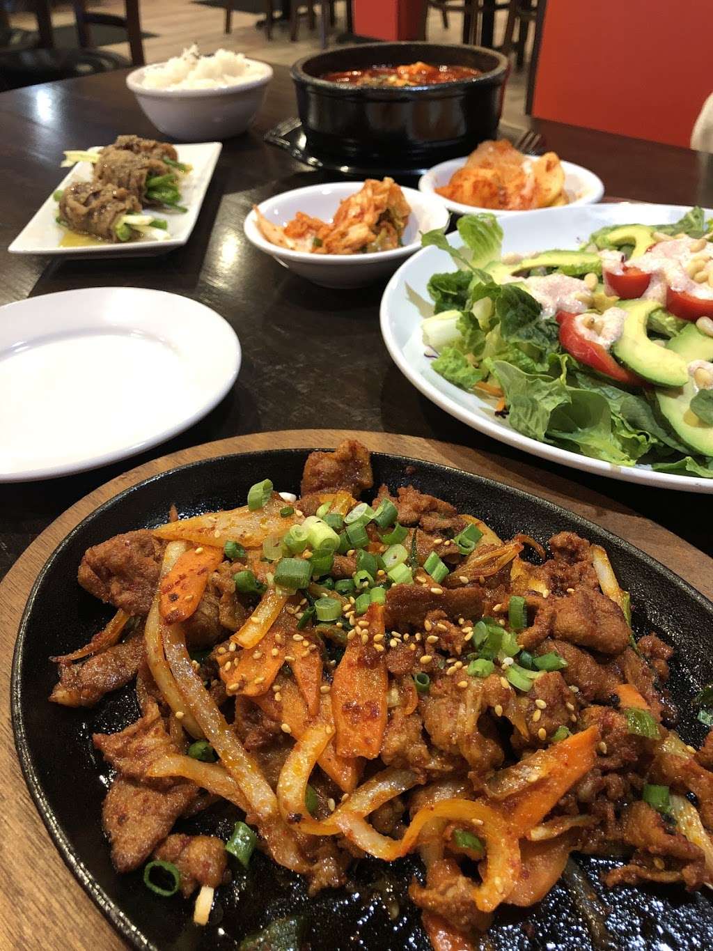 Somac Korean Fusion Bar & Grill | 24640 Southpoint Dr #130, Chantilly, VA 20152, USA | Phone: (703) 327-0300