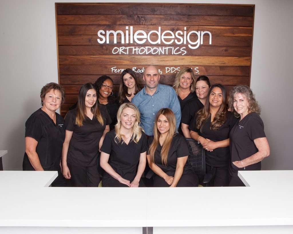 Smile Design Orthodontics | 325 W Westchester Pkwy #100, Grand Prairie, TX 75052, USA | Phone: (972) 263-1755