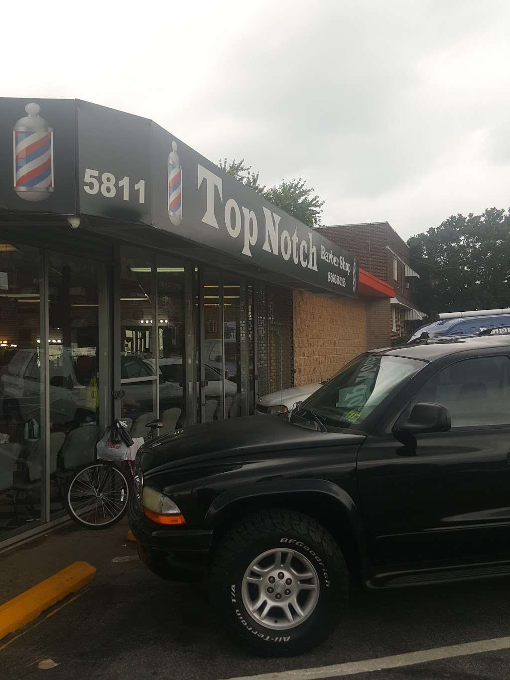 Top Notch Barber Shop | 5811 S Crescent Blvd, Pennsauken Township, NJ 08110, USA | Phone: (856) 356-2195