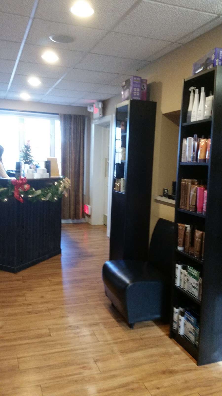 Salon Twenty-Two and Spa | 2135 E High St, Pottstown, PA 19464 | Phone: (610) 326-2205