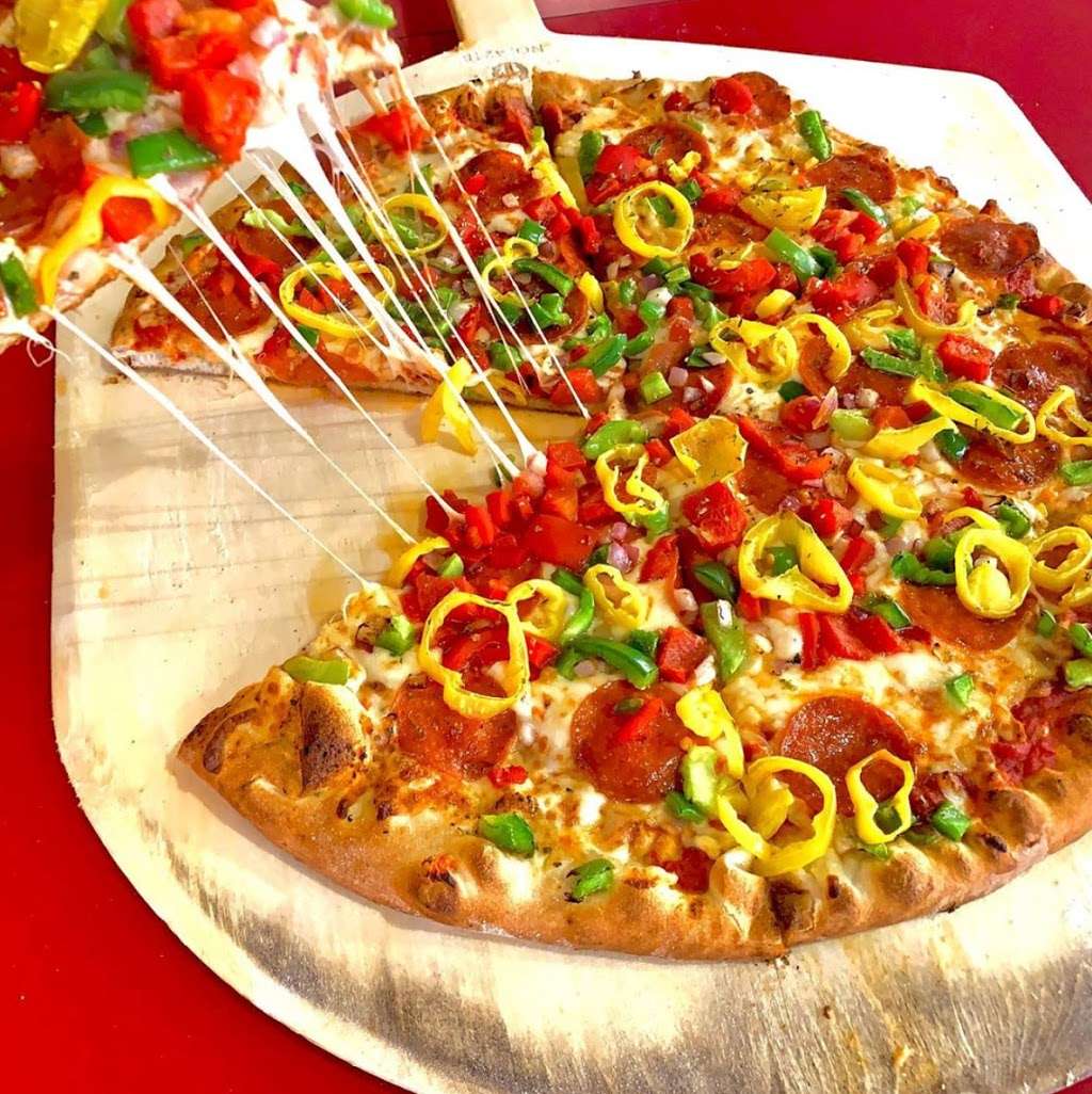 Pelican Jos Pizzeria | 263 Eastman Park Dr, Windsor, CO 80550, USA | Phone: (970) 686-7297