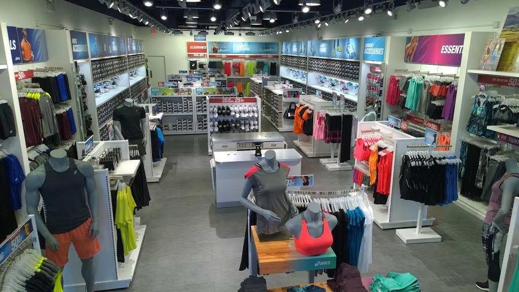 ASICS Outlet | 115 Stanley K Tanger Dr, Lancaster, PA 17602, USA | Phone: (717) 209-7030