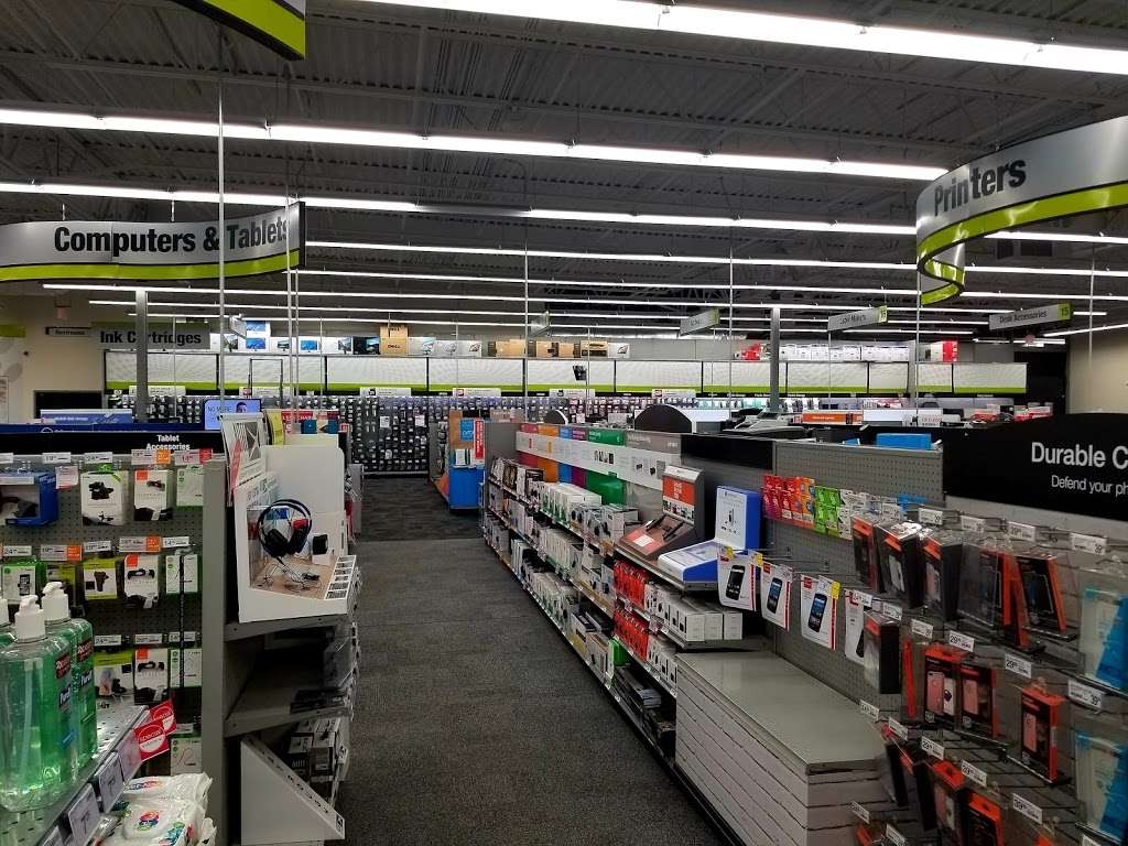 Staples | 654 North West End Blvd, Quakertown, PA 18951, USA | Phone: (215) 538-8812