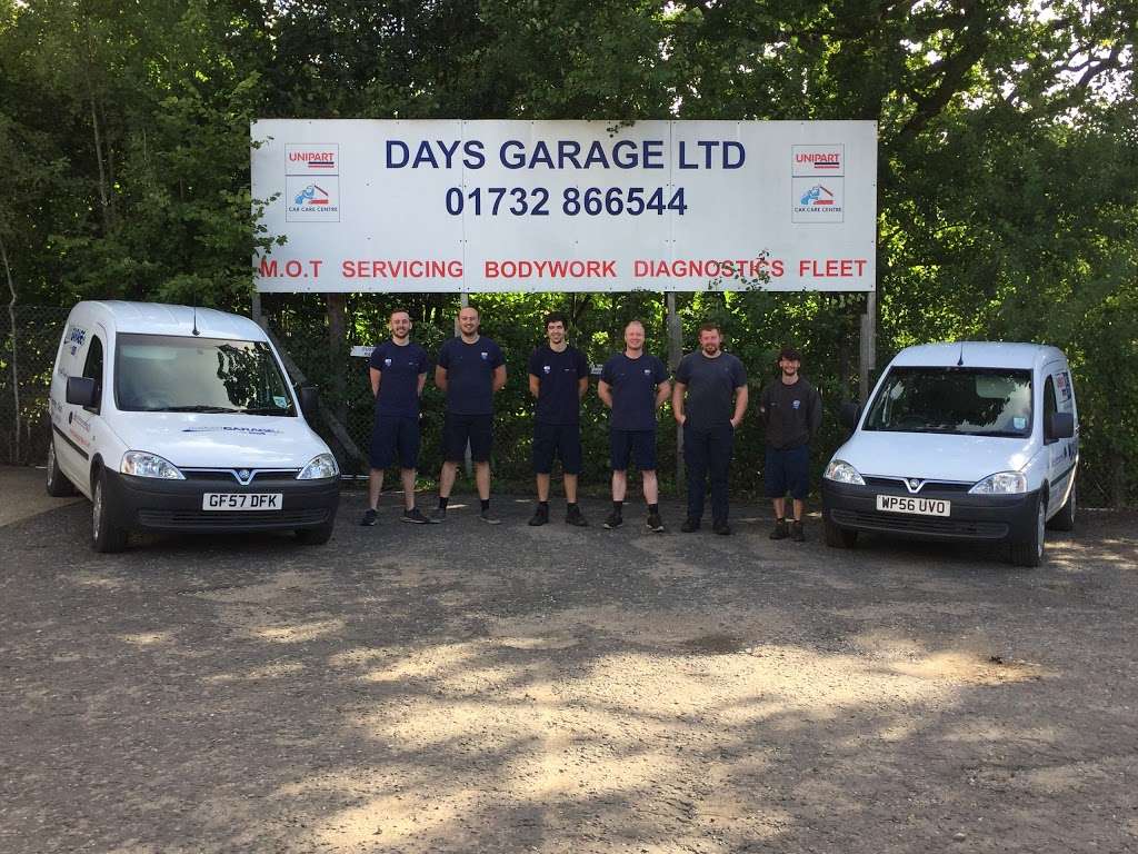 Days Garage Edenbridge | Unit 6 Gardiners Business Park, Little Browns Lane, Edenbridge TN8 6LH, UK | Phone: 01732 866544